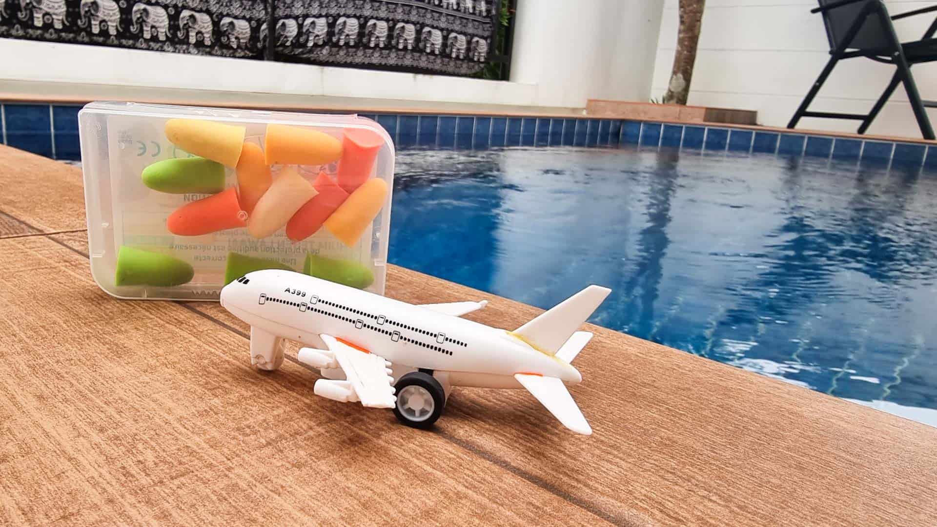 ohrstöpsel-flugzeug